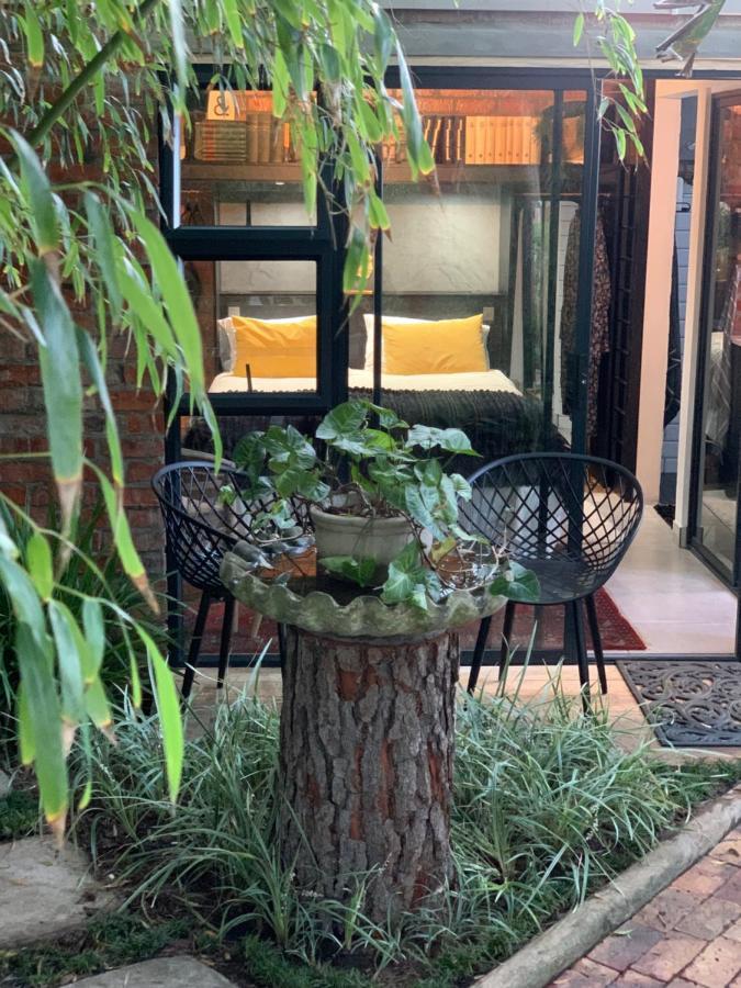 The Secret Garden Hideaway Apartment Mossel Bay Bagian luar foto
